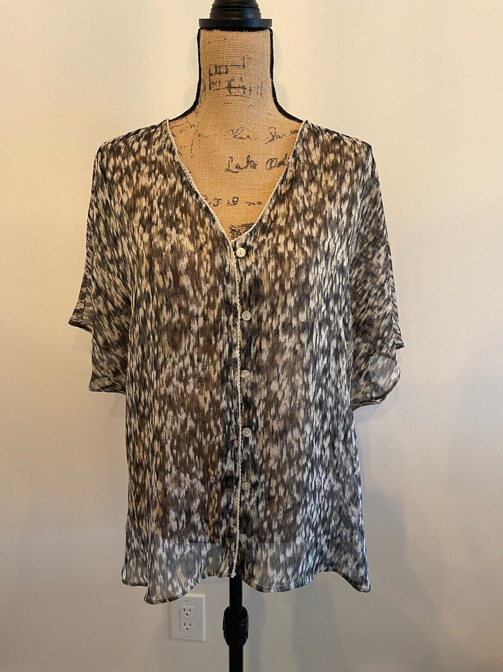Converse Button Up Blouse Size Large